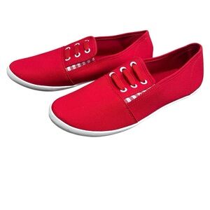 Size 9 women’s red and white flats like new